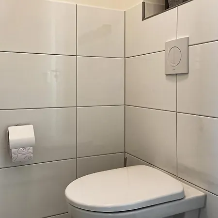 Stunning In Feriehus Wieringerwerf